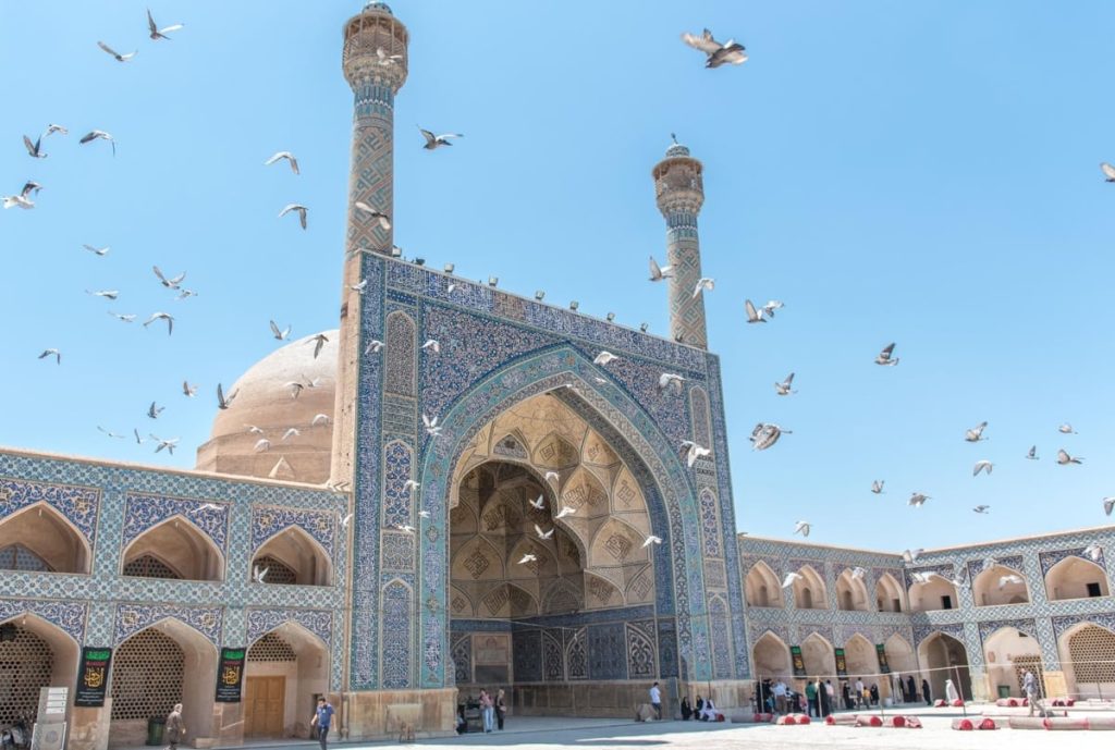 نمای نزدیک مسجد جامع اصفهان